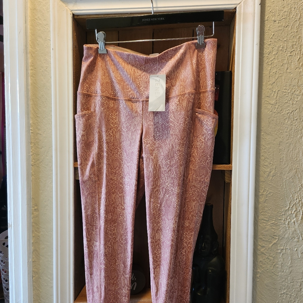Chico's Leggings NWT